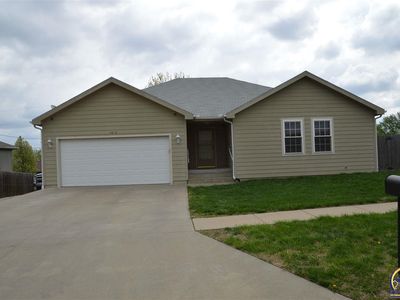 2818 SE Powell St, Topeka, KS, 66605
