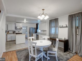 334 Fairview Rd, Crum Lynne, PA 19022