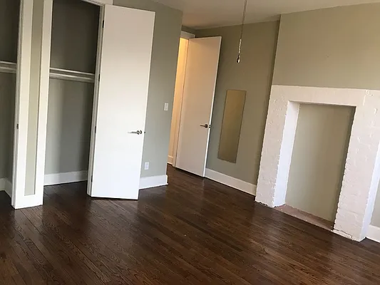 Rented by Premier Metro Realty Corp | media 33