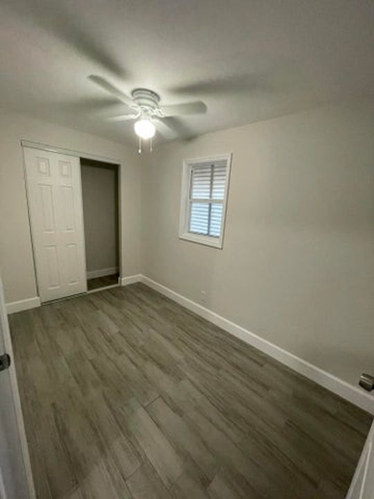 312 NE 8th St, photo 6