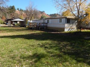 129 Park St, Hulett, WY 82720