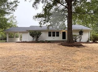 230 Parker Rd, Eden, NC 27288