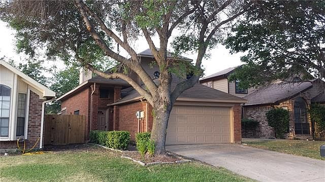 1st image of 1326 Daffodil Ln