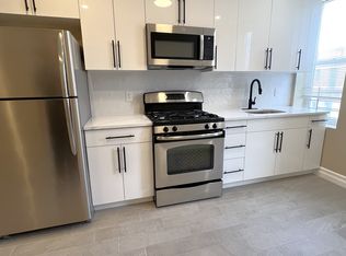 34-35 42nd St #3L, Long Island City, NY 11101