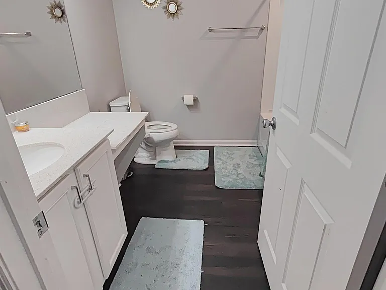 3160 Hawks Hill Ln — Photo 4