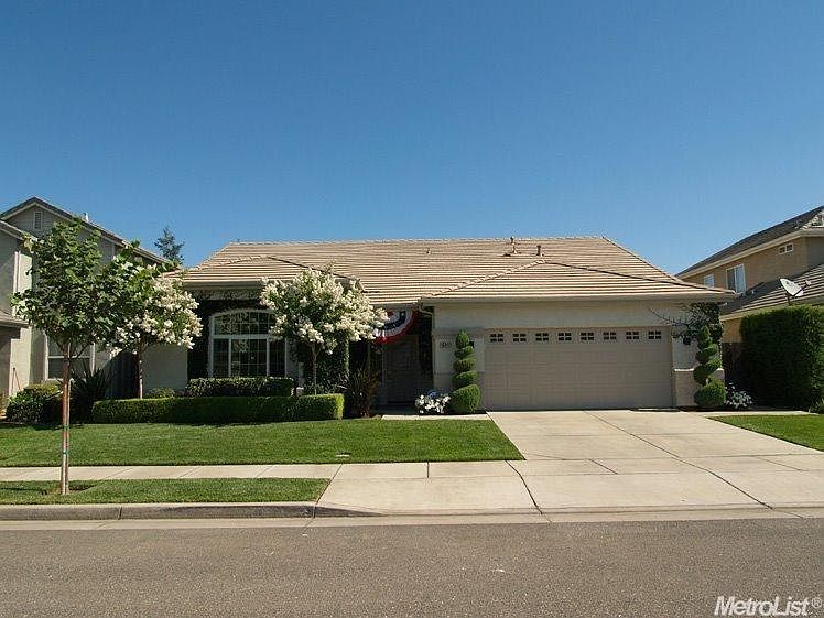 1st image of 1544 Sophie Ln
