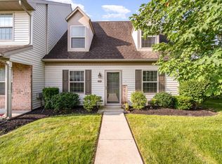 180 Melbourne Ln, Mechanicsburg, PA 17055