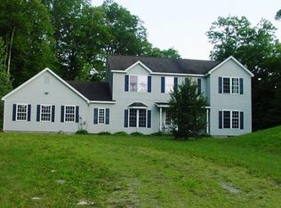 334 Sunrise Ln, Arlington, VT 05250