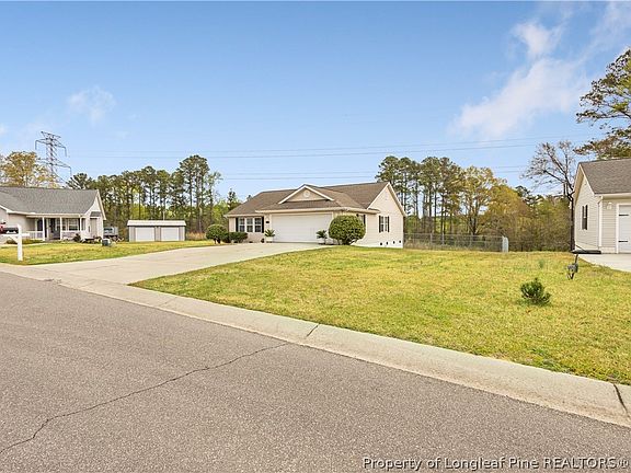 3rd image of 253 Farmstead Ct