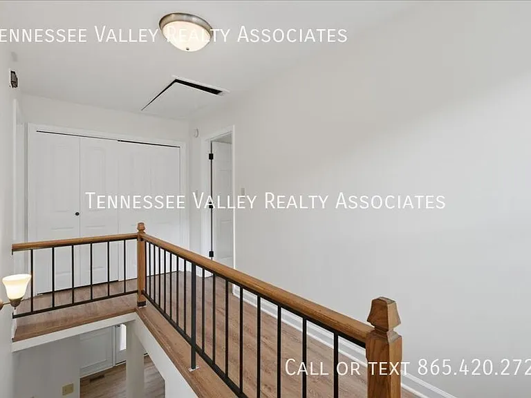1277 Halifax Rd — Photo 17