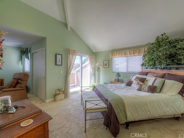 5568 Orange Ave — Photo 12