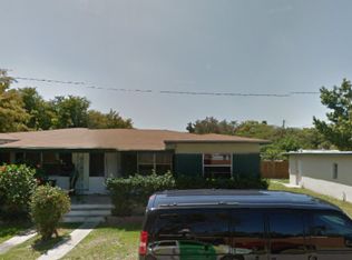 2002 Wiley St, Hollywood, FL 33020