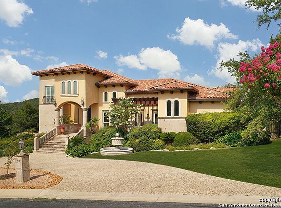 3rd image of 33 VINEYARD DR
