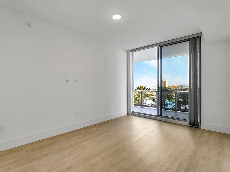 220 Lake Shore Dr #815 — Photo 27
