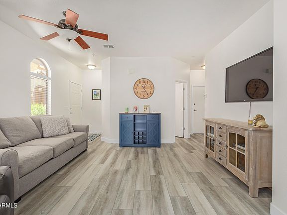 4th image of 2024 S BALDWIN Road #121