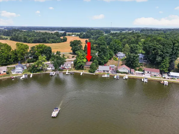 6695 Paradise Park, Saranac, MI 48881
