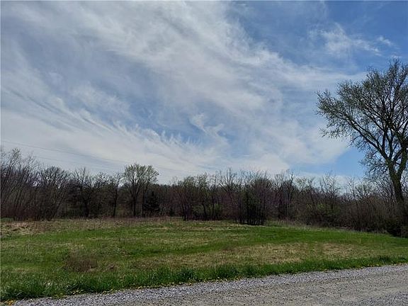 4th image of 130 Northeast Rd