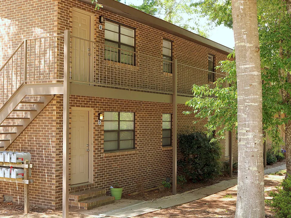 837 N Gay St #5