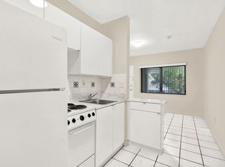 426 Santander Ave, Miami, FL 33134