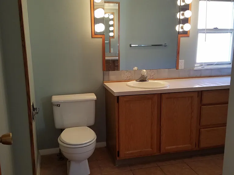 1468 S Emerson St — Photo 18