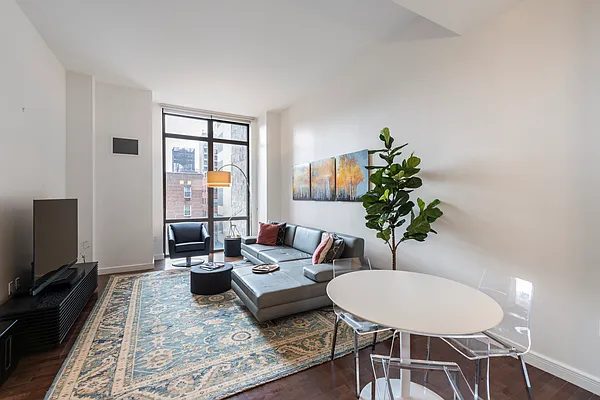 Rented by Compass | media 3