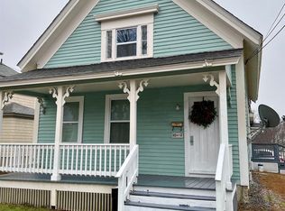 30 Central St, Farmington, NH 03835
