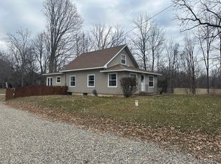 560 Warren Rd, Coldwater, MI 49036