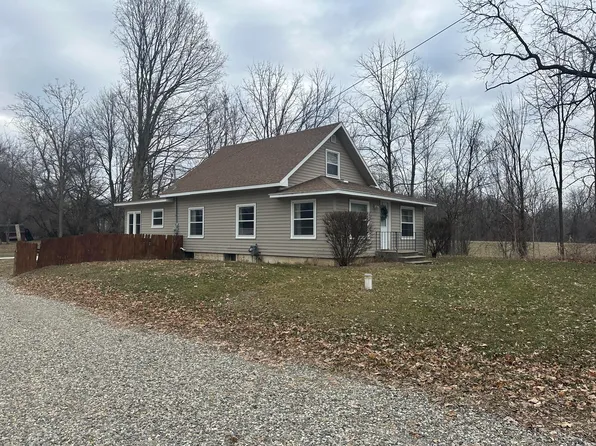 560 Warren Rd, Coldwater, MI 49036