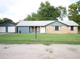 31 Elizabeth Dr, Bay City, TX 77414