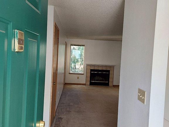 3rd image of 13216 NE Salmon Creek Ave Unit H4