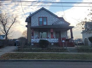 415 N Union St, Aurora, IL 60505