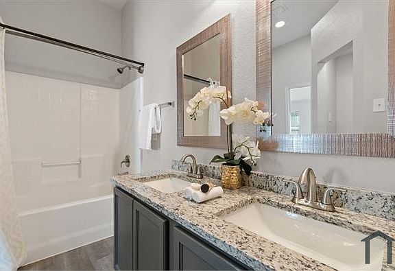 5th image of 6220 Trinity Creek Dr