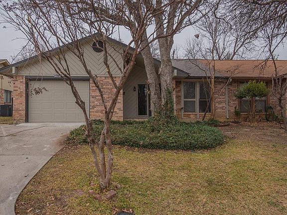 2nd image of 2506 Oak Hill Dr