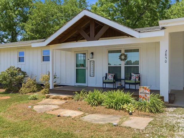 2850 Mathis Church Rd, Catawba, NC 28609