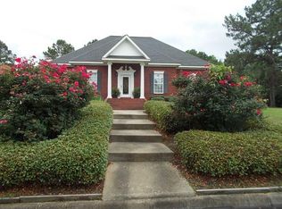 1609 Forest Brook Dr, Demopolis, AL 36732
