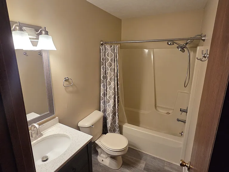 19161 White Pine Dr — Photo 7