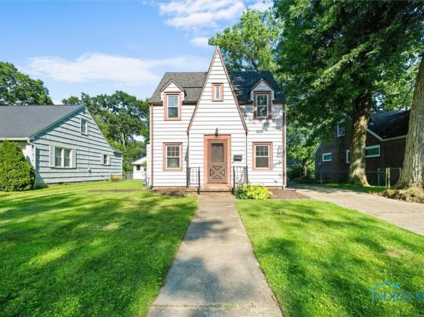 4804 Harvest Ln, Toledo, OH 43623