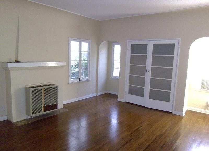 2nd image of 1621 Silver Lake Blvd