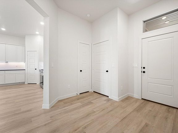 4th image of 7012 16th St