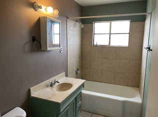 701 Dewey Ln, Alamogordo, NM 88310