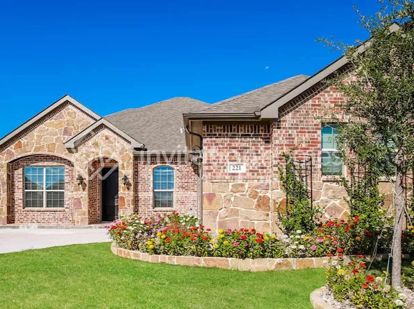 221 Honey Brook Ln, Aledo, TX 76008
