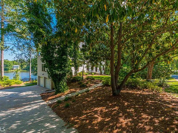 3rd image of 1271 Green Turf Dr
