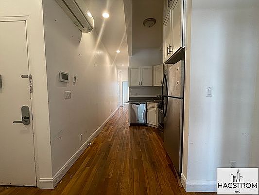 2nd image of 299 Wyckoff Ave APT 2F