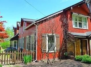 8047 Chagrin Rd, Chagrin Falls, OH 44023