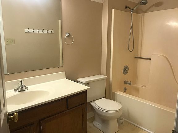 4th image of 5209 Trace Manor Ln
