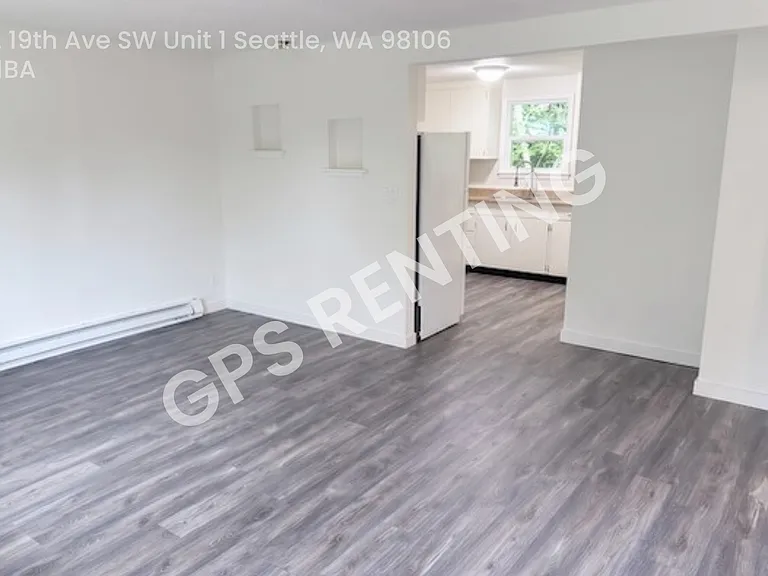 3802 19th Ave SW #1 — Photo 2