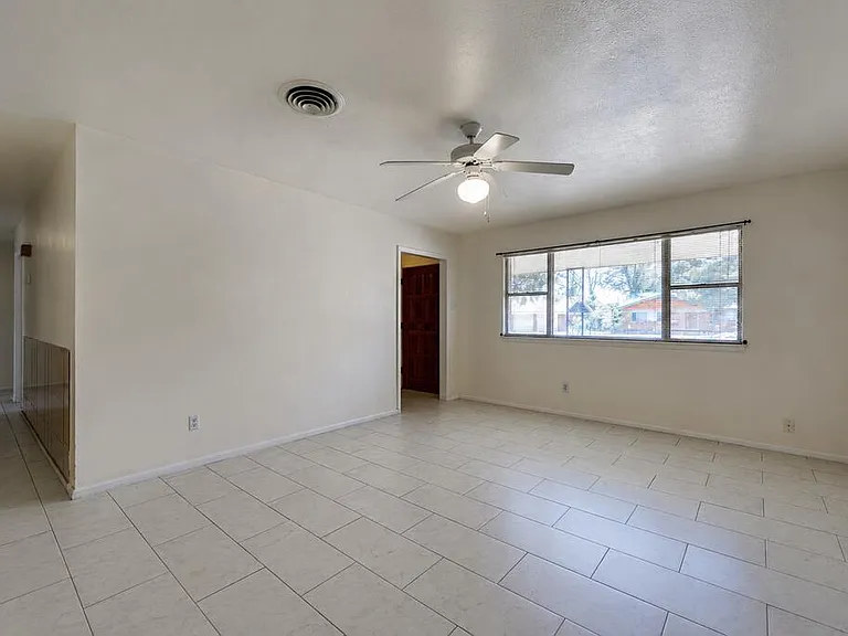 3508 Princeton Ave — Photo 3