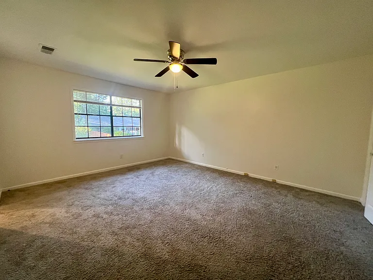 70 Kings River Rd — Photo 14