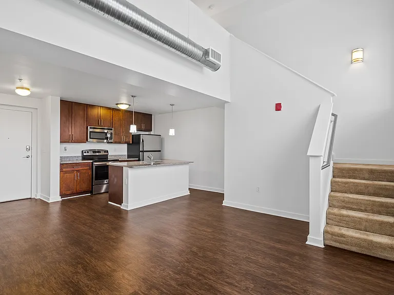 101 S Ellwood Ave — Photo 48