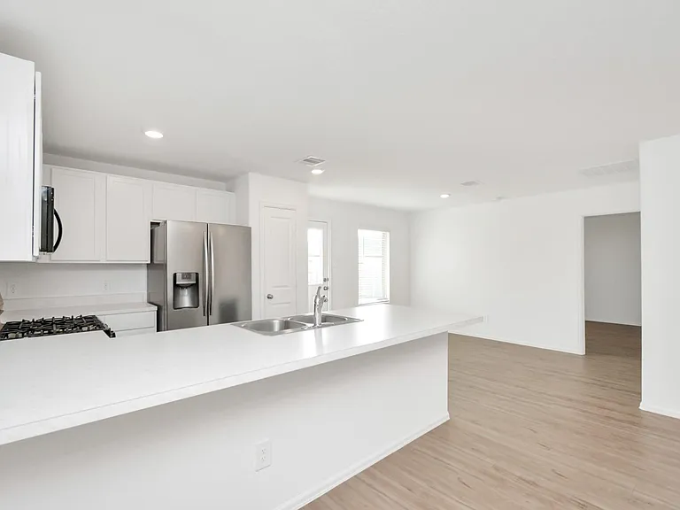 24207 Becker Hollow Ln — Photo 8